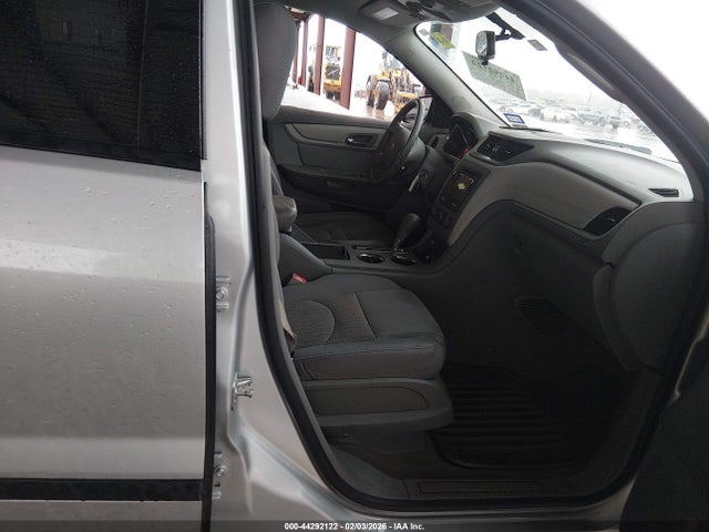 1GNKRFED9HJ177625 Chevrolet Traverse Ls