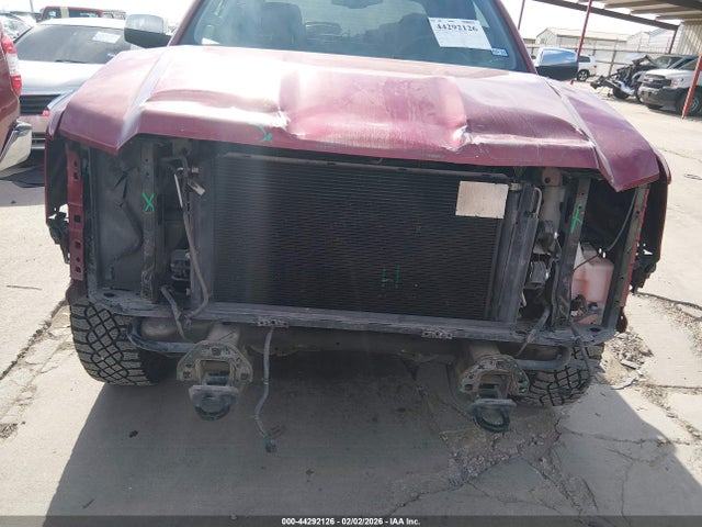 Продаж на аукціоні авто 2018 Gmc Sierra 1500 Slt, vin: 3GTU2NEC2JG638081, номер лоту: 44292126