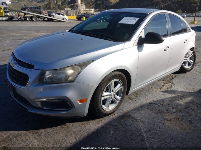 1G1PA5SG8F7256463 Chevrolet Cruze Ls Auto