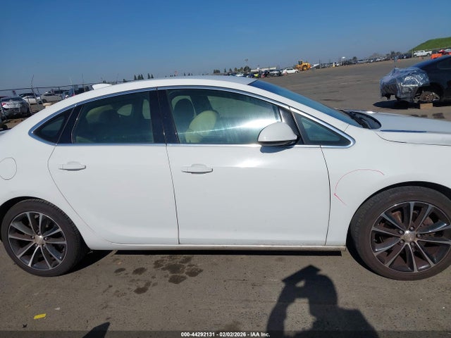 1G4PW5SK1G4132532 Buick Verano Sport Touring Group