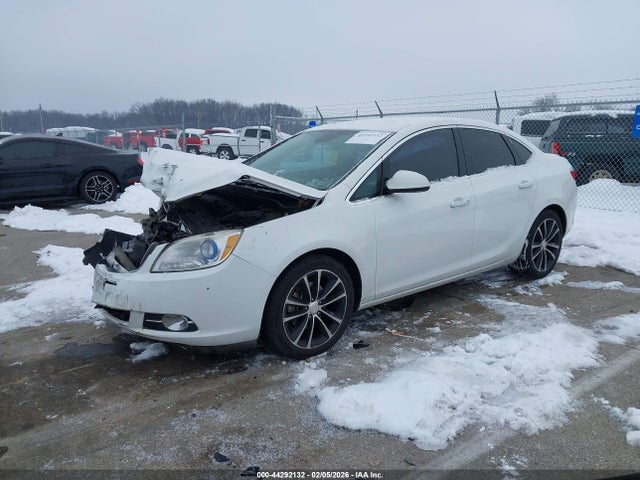 2017 Buick Verano Sport Touring მანქანა იყიდება აუქციონზე, vin: 1G4PR5SK2H4113836, აუქციონის ნომერი: 44292132