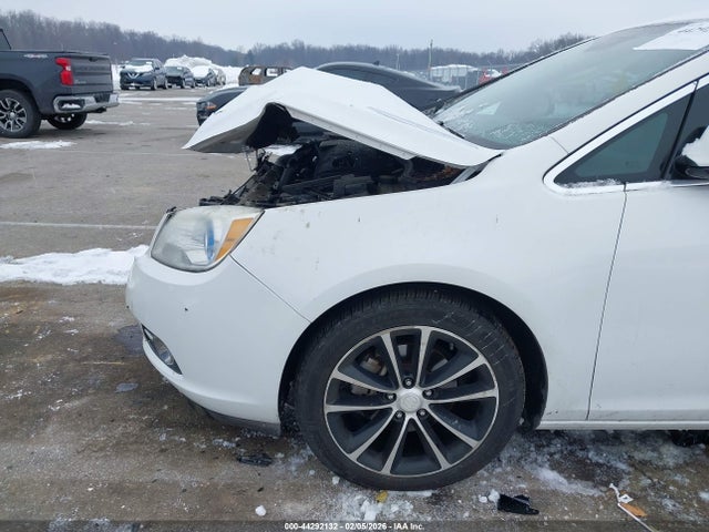 2017 Buick Verano Sport Touring მანქანა იყიდება აუქციონზე, vin: 1G4PR5SK2H4113836, აუქციონის ნომერი: 44292132