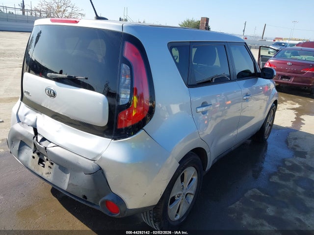 KNDJN2A28G7853961 KIA Soul
