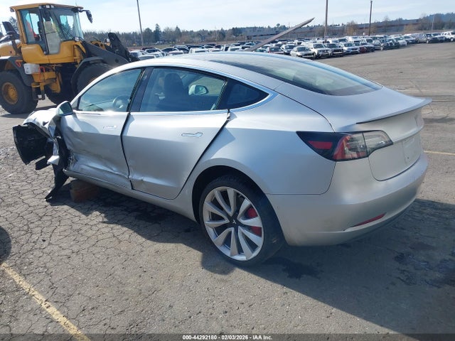 Aukcja sprzedaży 2018 Tesla Model 3 Long Range/performance, vin: 5YJ3E1EB9JF072087, numer aukcji: 44292180