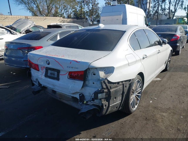 WBAJA9C52JB249125 BMW 530e Iperformance