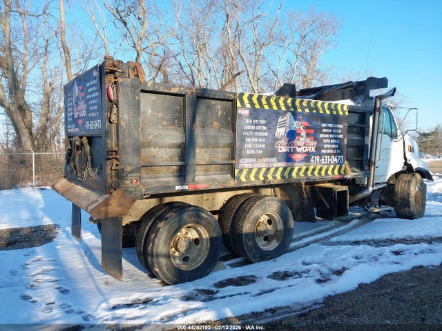 1999 Sterling Truck Lt 9513 მანქანა იყიდება აუქციონზე, vin: 2FZXKEDB1XAA49438, აუქციონის ნომერი: 44292193