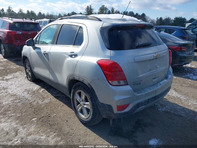 KL7CJPSB3KB736047 Chevrolet Trax Lt