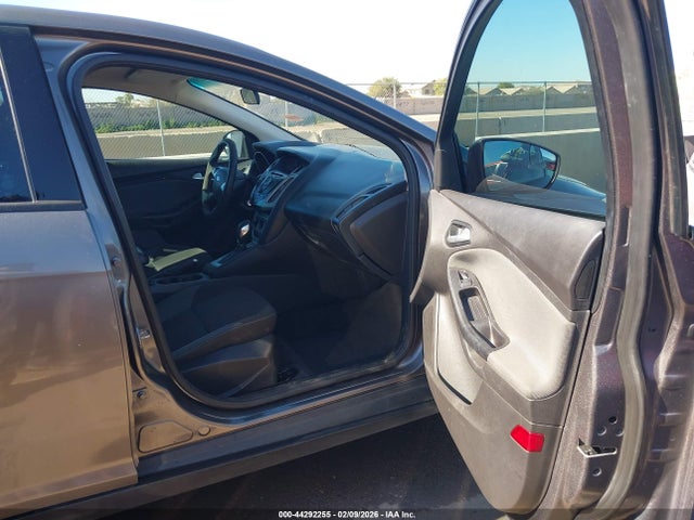 1FADP3K25EL264470 Ford FOCUS SE