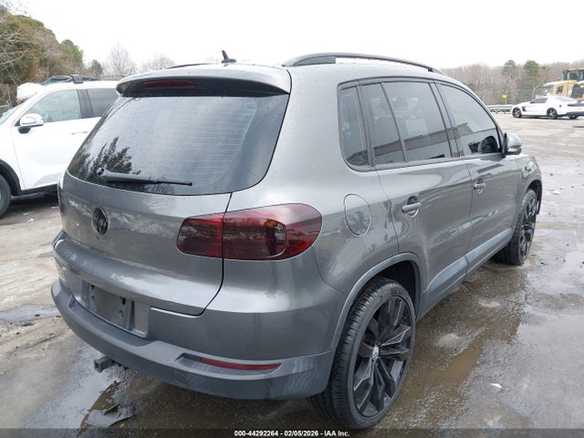 2016 VOLKSWAGEN TIGUAN WVGBV7AX2GW561849 Photo 3