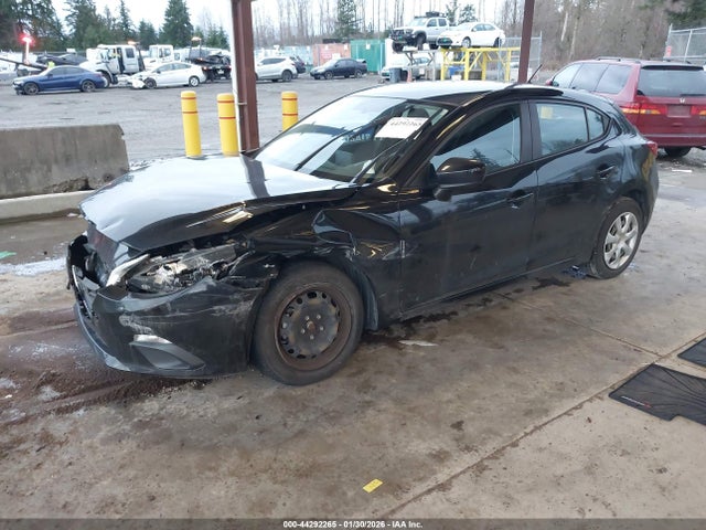 3MZBM1J76GM250586 Mazda Mazda3 I Sport