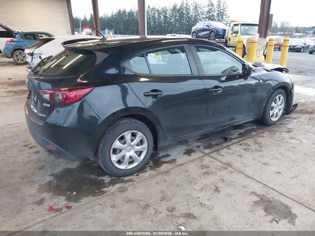 3MZBM1J76GM250586 Mazda Mazda3 I Sport