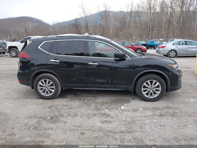 44292269 :رقم المزاد ، JN8AT2MV4LW134075 vin ، 2020 Nissan Rogue Sv Intelligent Awd مزاد بيع