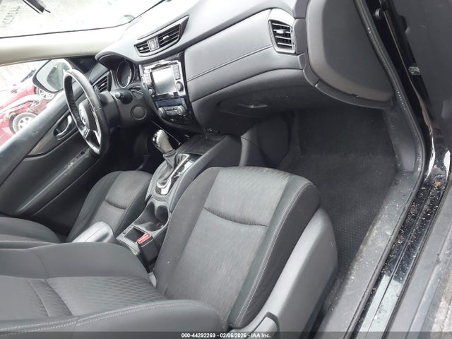 44292269 :رقم المزاد ، JN8AT2MV4LW134075 vin ، 2020 Nissan Rogue Sv Intelligent Awd مزاد بيع