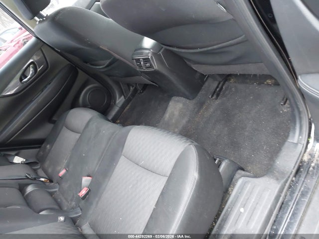 44292269 :رقم المزاد ، JN8AT2MV4LW134075 vin ، 2020 Nissan Rogue Sv Intelligent Awd مزاد بيع