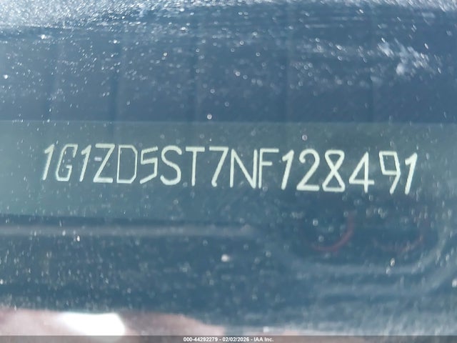 1G1ZD5ST7NF128491 Chevrolet Malibu Fwd Lt