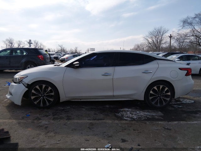 44292289 :رقم المزاد ، 1N4AA6APXGC902329 vin ، 2016 Nissan Maxima 3.5 Sr مزاد بيع