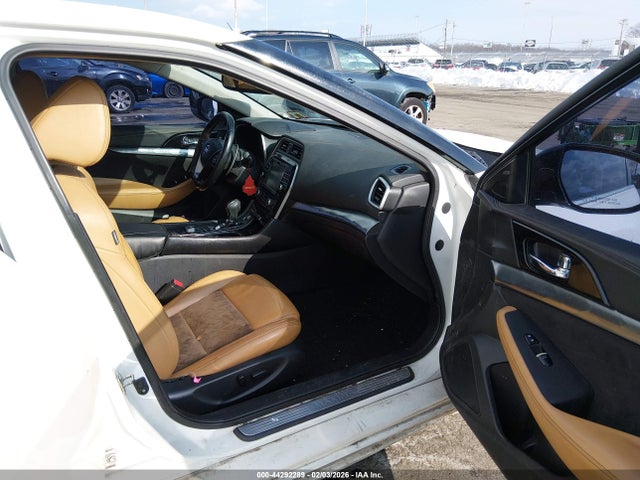 44292289 :رقم المزاد ، 1N4AA6APXGC902329 vin ، 2016 Nissan Maxima 3.5 Sr مزاد بيع