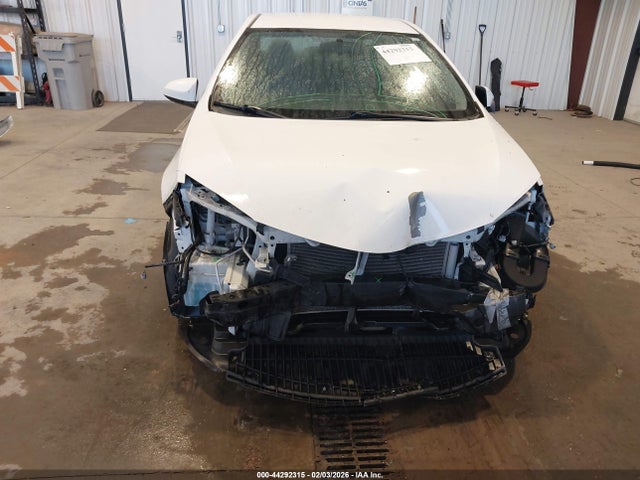 2T1BURHE9GC605572 Toyota COROLLA LE