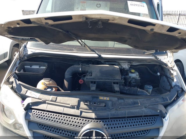 Mercedes-Benz Sprinter 2500 High Roof 2014 WD3PE8DE3E5824941 Image 10