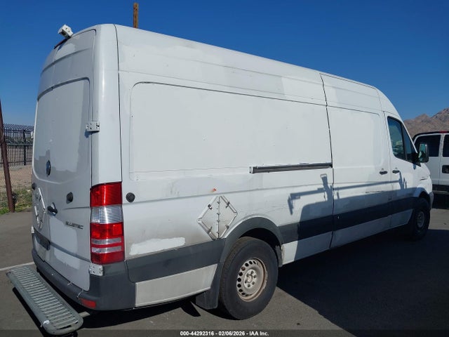 Mercedes-Benz Sprinter 2500 High Roof 2014 WD3PE8DE3E5824941 Image 18