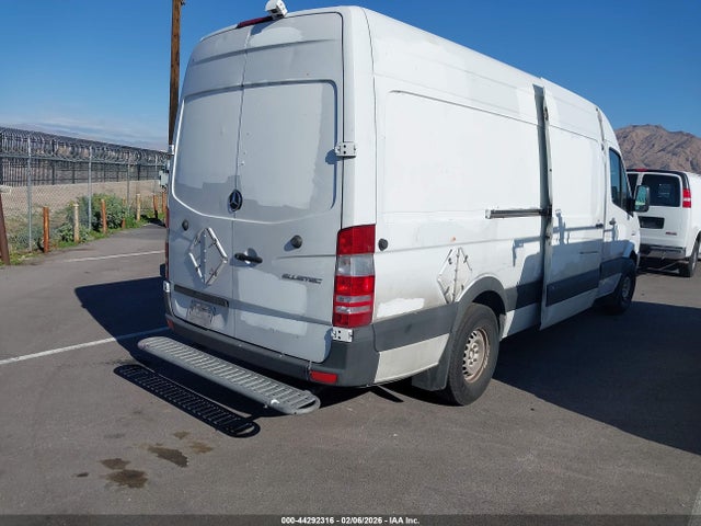 Mercedes-Benz Sprinter 2500 High Roof 2014 WD3PE8DE3E5824941 Image 4