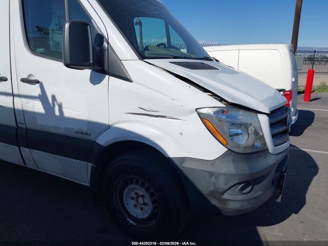 Mercedes-Benz Sprinter 2500 High Roof 2014 WD3PE8DE3E5824941 Image 13