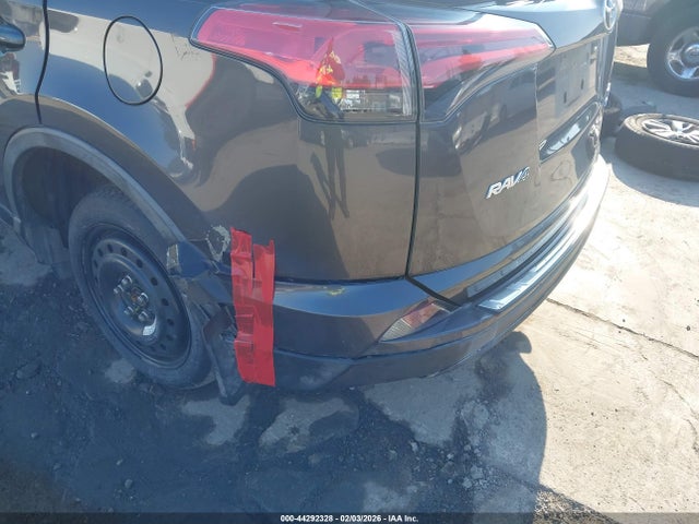 Toyota Rav4 Xle 2017 2T3RFREV1HW541564 Image 18