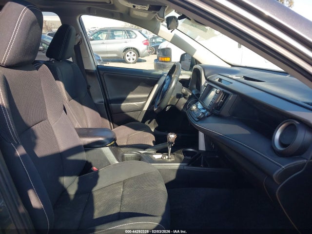 Toyota Rav4 Xle 2017 2T3RFREV1HW541564 Image 5