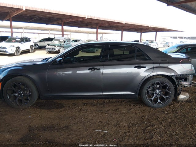 Chrysler 300 300s 2019 2C3CCABG1KH559807 Image 15