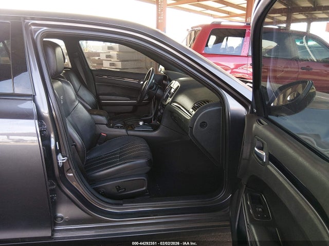 Chrysler 300 300s 2019 2C3CCABG1KH559807 Image 5