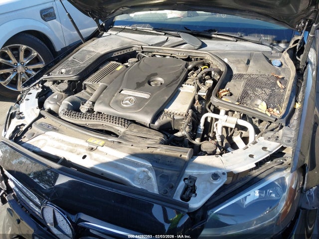 55SWF4JB5HU191071 Mercedes-Benz C 300 Sport