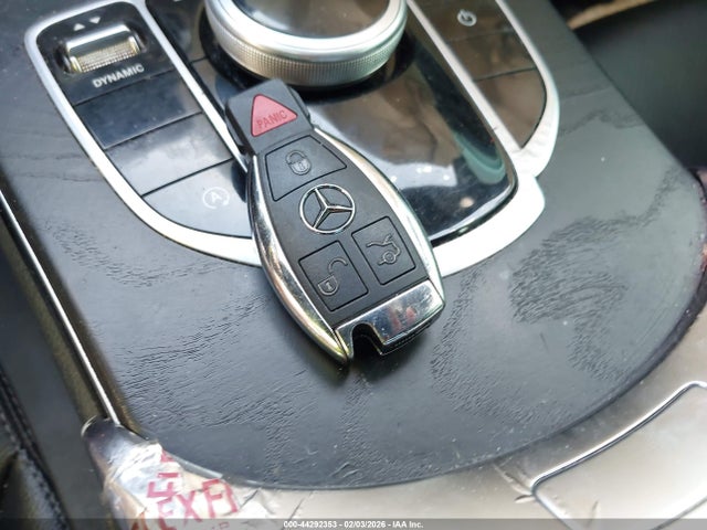 55SWF4JB5HU191071 Mercedes-Benz C 300 Sport