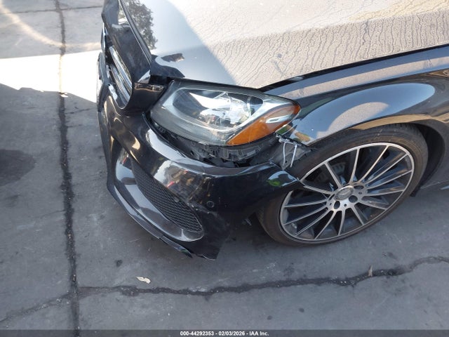 55SWF4JB5HU191071 Mercedes-Benz C 300 Sport