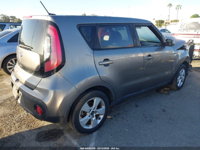 KNDJN2A24H7482489 KIA Soul