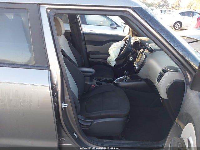 KNDJN2A24H7482489 KIA Soul
