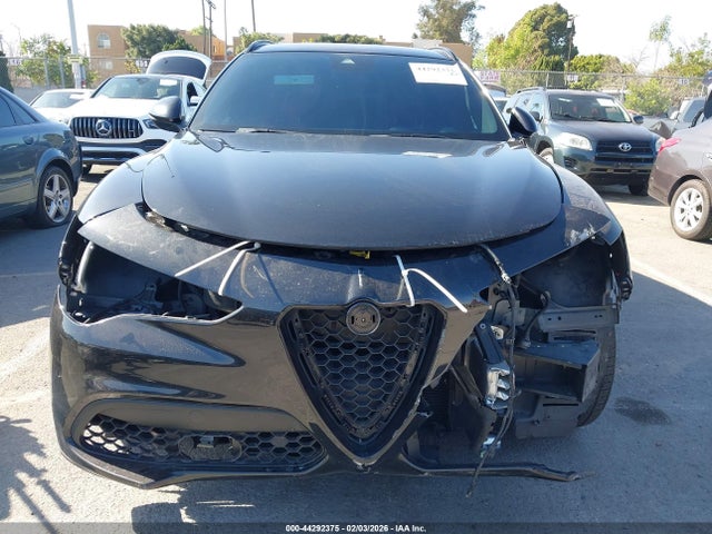 ZASFAKNNXJ7B73323 Alfa Romeo Stelvio Ti Sport Awd