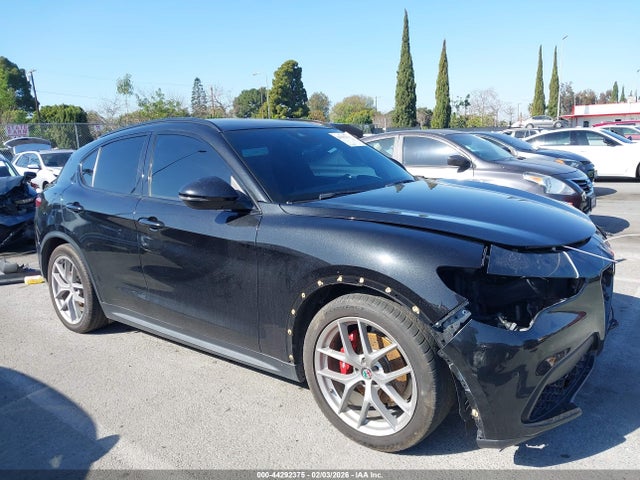 ZASFAKNNXJ7B73323 Alfa Romeo Stelvio Ti Sport Awd