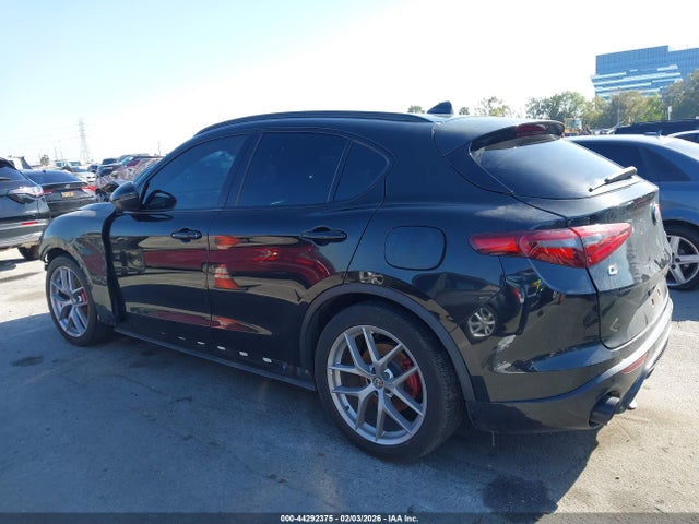 ZASFAKNNXJ7B73323 Alfa Romeo Stelvio Ti Sport Awd