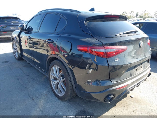 ZASFAKNNXJ7B73323 Alfa Romeo Stelvio Ti Sport Awd