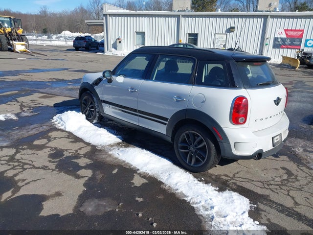 2013 MINI COUNTRYMAN WMWZC5C51DWM16660 Photo 2