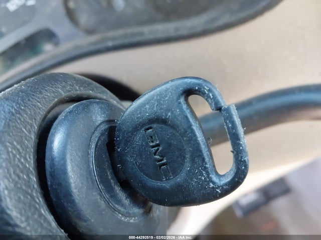 44292519 :رقم المزاد ، 1GKEC16Z53J102518 vin ، 2003 Gmc Yukon Xl 1500 Slt مزاد بيع