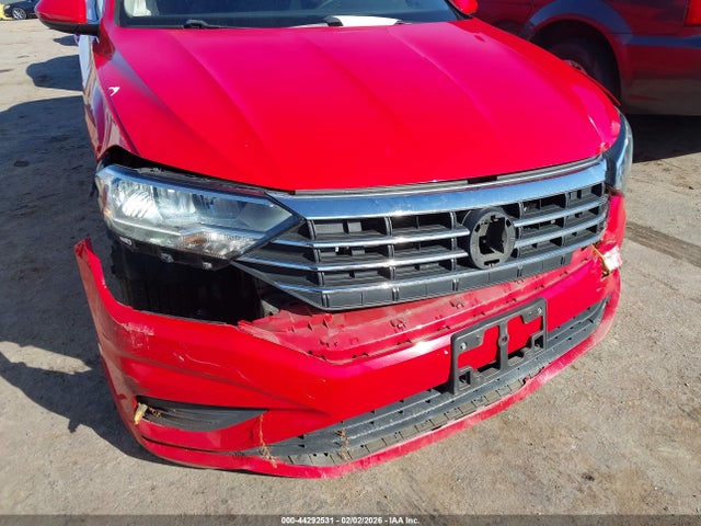 3VWC57BU8KM031615 Volkswagen Jetta 1.4t R-line/1.4t S/1.4t Se