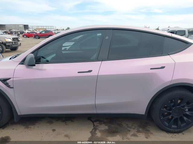 7SAYGDEEXRA235921 Tesla Model Y Long Range Dual Motor All-wheel Drive