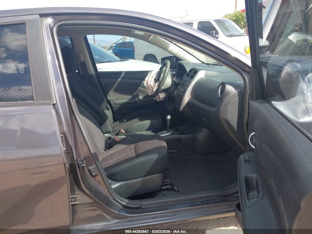 3N1CN7AP4FL941937 Nissan Versa 1.6 Sv