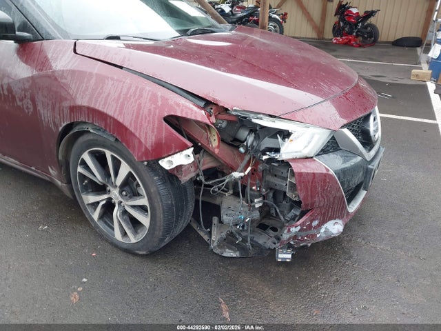 1N4AA6AP5JC371032 Nissan Maxima 3.5 S