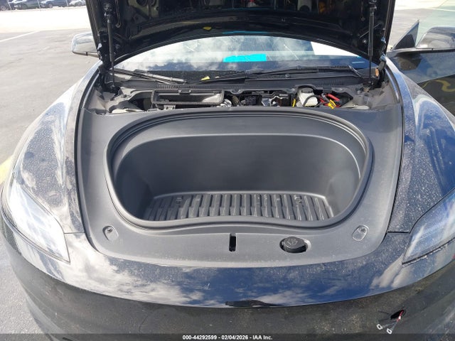 44292599 :رقم المزاد ، 5YJ3E1EA6RF873210 vin ، 2024 Tesla Model 3 Long Range Dual Motor All-wheel Drive/rear-wheel Drive مزاد بيع