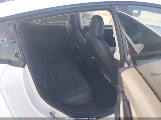 Продаж на аукціоні авто 2023 Tesla Model Y Awd/long Range Dual Motor All-wheel Drive, vin: 7SAYGDEE6PA060709, номер лоту: 44292606