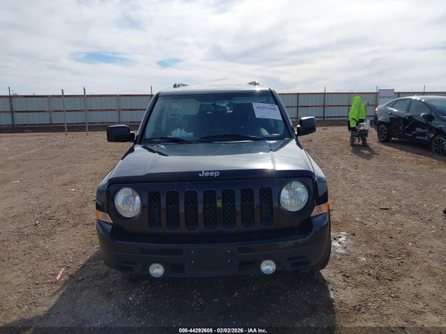 1C4NJRBB2FD184784 Jeep Patriot Sport