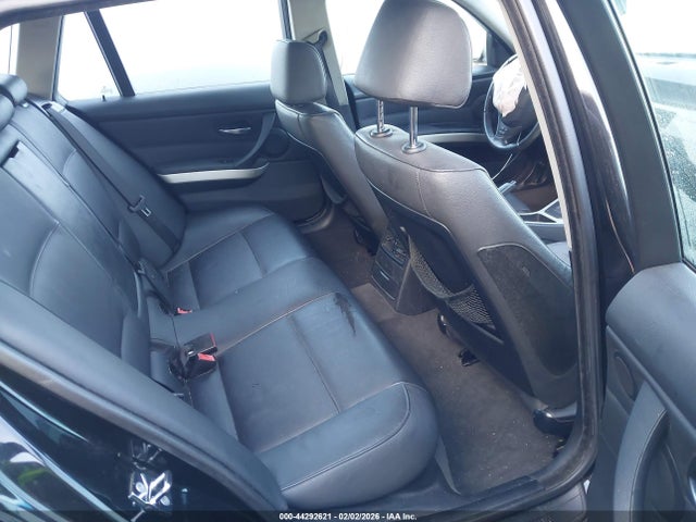 2007 Bmw 328i მანქანა იყიდება აუქციონზე, vin: WBAVS13507FX16091, აუქციონის ნომერი: 44292621