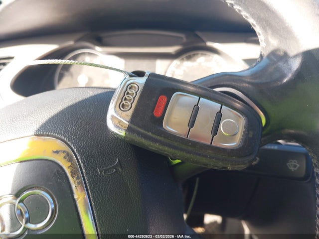 2011 AUDI A4 WAUAFAFLXBN031821 Photo 10